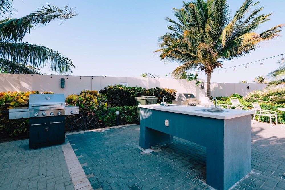 Aruba's Life Residences - Property grounds - 3