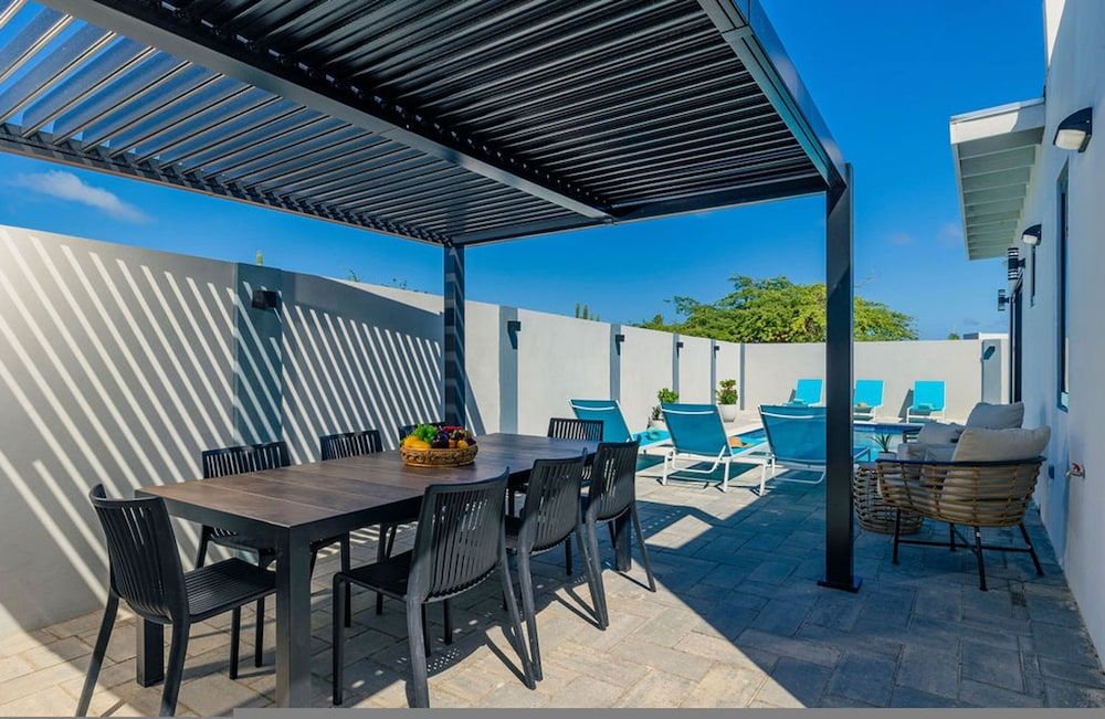 La Perla 2br2ba Home w Private Pool Patio BBQ - Room - 1