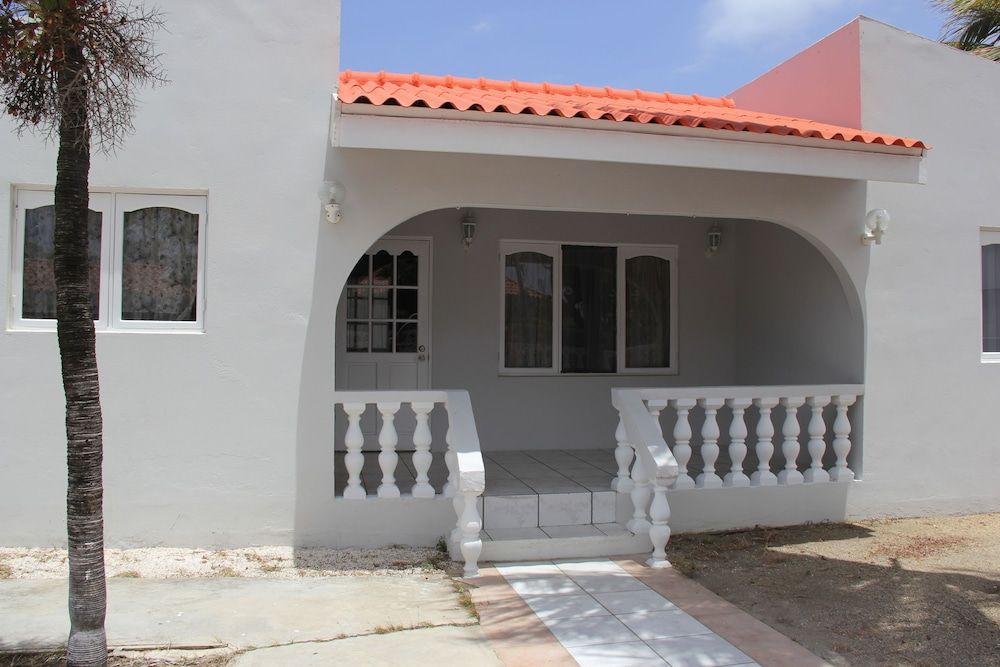 Fitz Aruba 2 Bedroom Home - Porch - 1