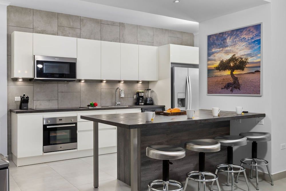 Modern 3br2ba 24 7 Security Pools Restaurant - Room - 3