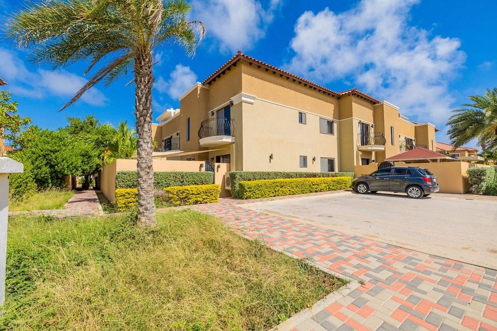 Modern 3br2ba 24 7 Security Pools Restaurant - Room - 4