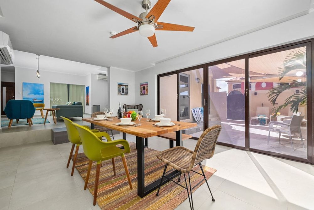 Modern 3br2ba 24 7 Security Pools Restaurant - Room - 2