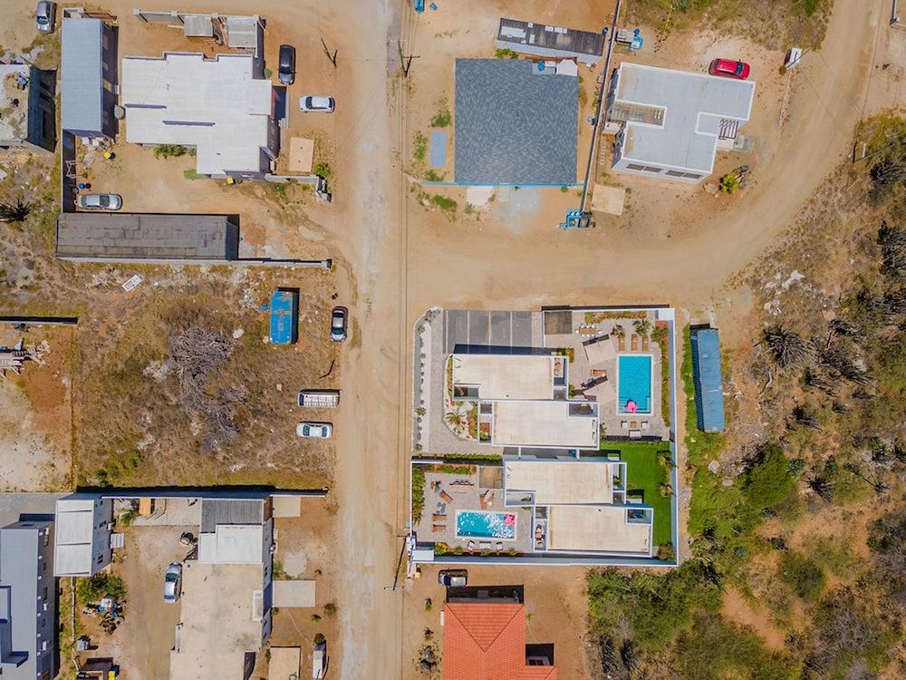 3BR 3BA Newly Built w Private Pool 5 min 2 Beach - Room