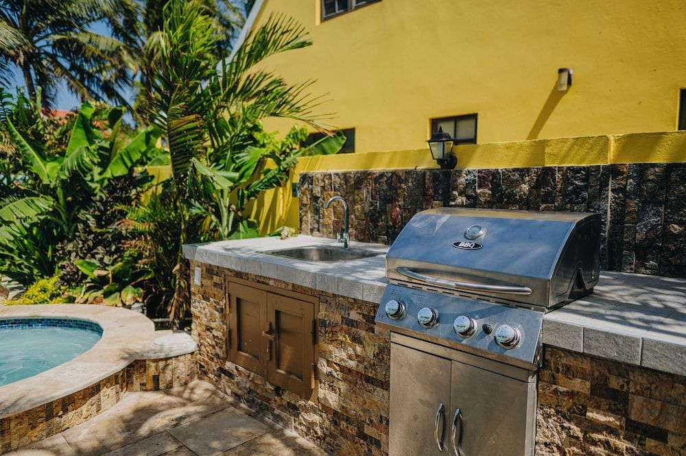 Elegant 1-bedroom Apartment 3 km From Eagle Beach - BBQ/picnic area - 3