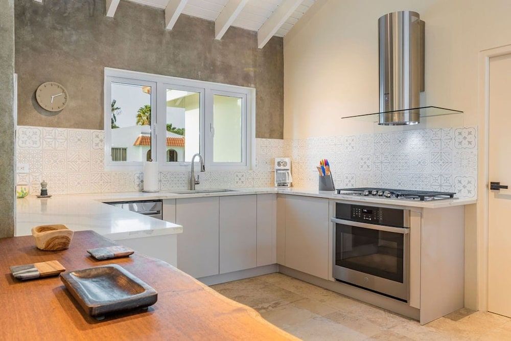 New Mediterranean Villa 5bed 5bath Across-marriott - Room - 4