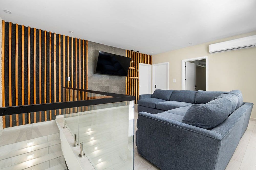 NEW 9BR Jacuzzi Pool Games Amazinglocation - Room - 2