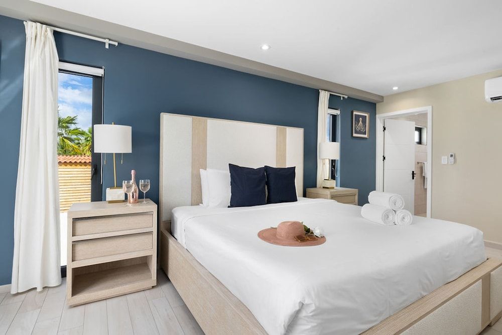 NEW 9BR Jacuzzi Pool Games Amazinglocation - Room - 1