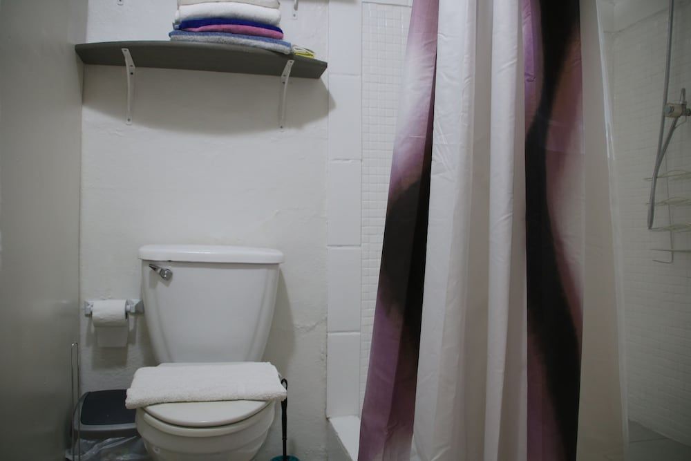 Coral Reef Beach Aruba - Bathroom - 4