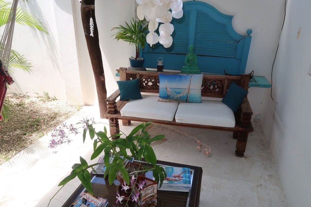 Beach Front Paradise - Terrace/patio - 4