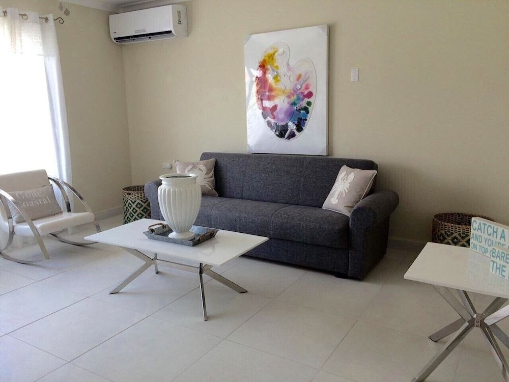 Beach Apartment - Living room - 4