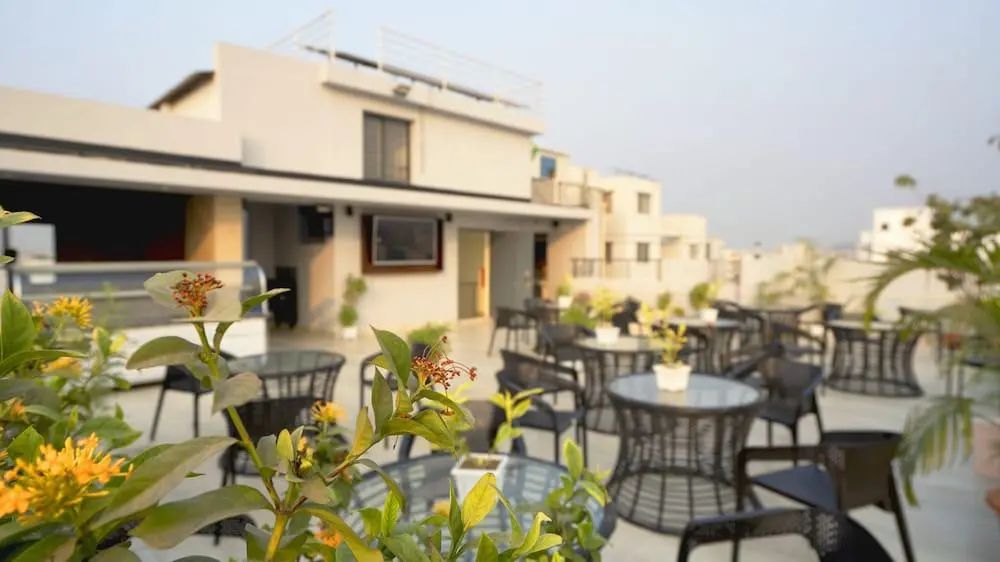 Xpressmall Hotels & Resorts - Restaurant - 2