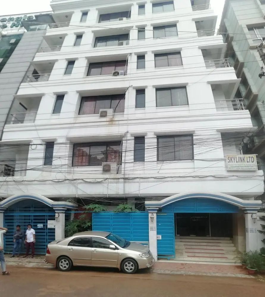 Hotel Skylink - Front of property - 2