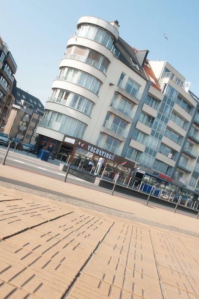Hotel du Bassin - Exterior