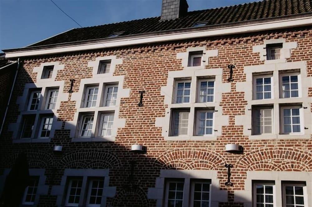 Image 1