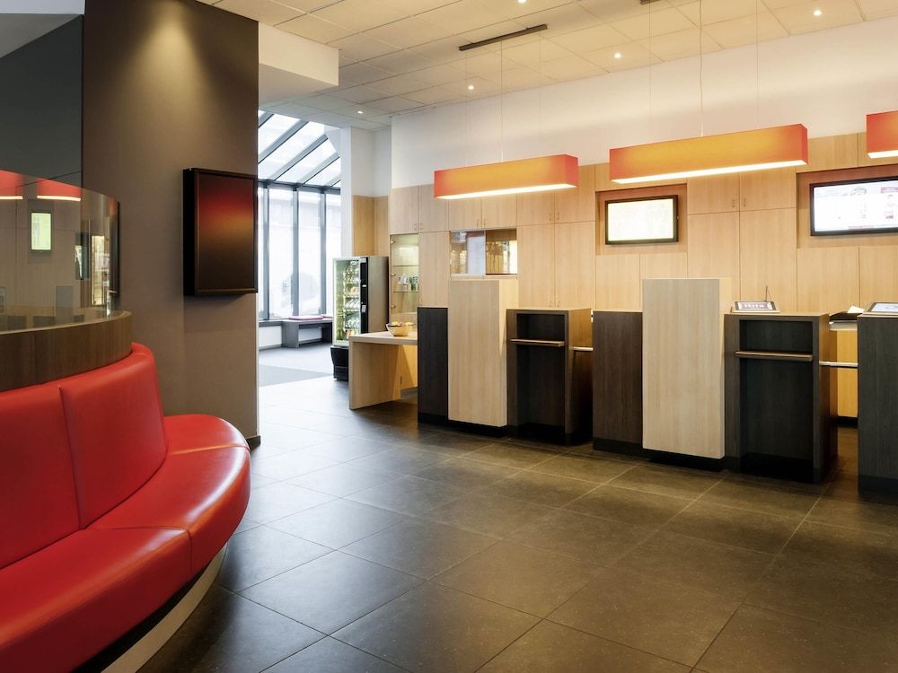 ibis Brussels Centre Gare Midi - Exterior - 1
