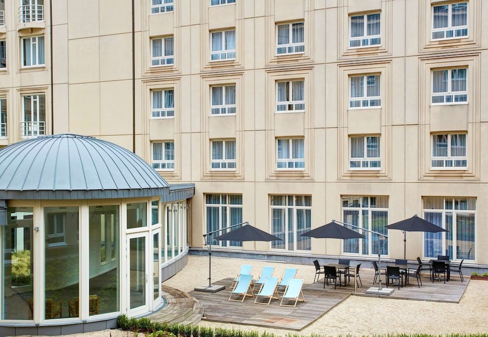 Hilton Garden Inn Brussels City Centre - Exterior