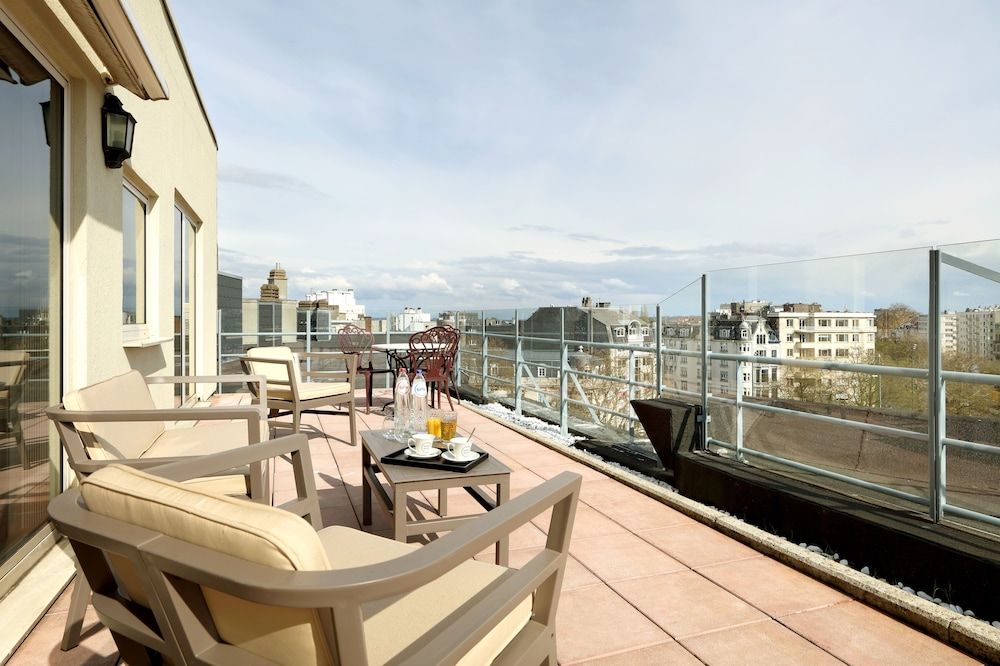 Eurostars Montgomery - Terrace/patio - 1