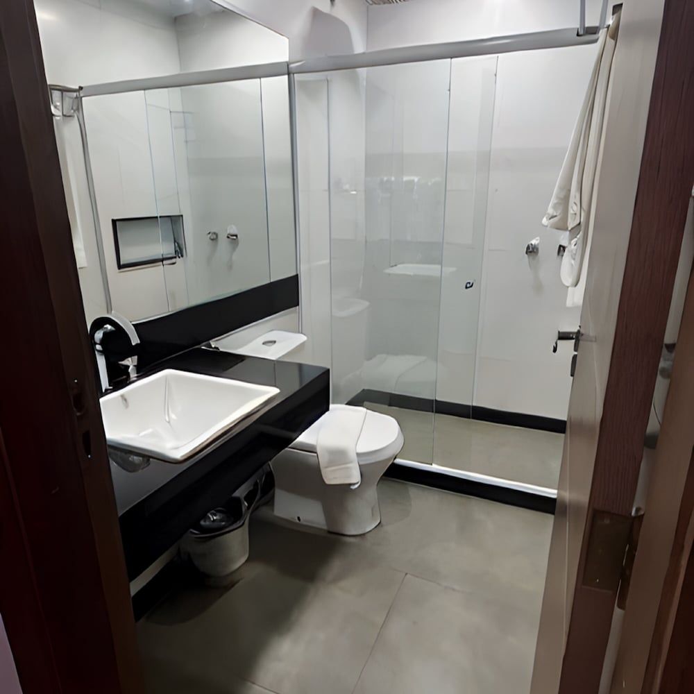 Real Palace Hotel - Room - 2