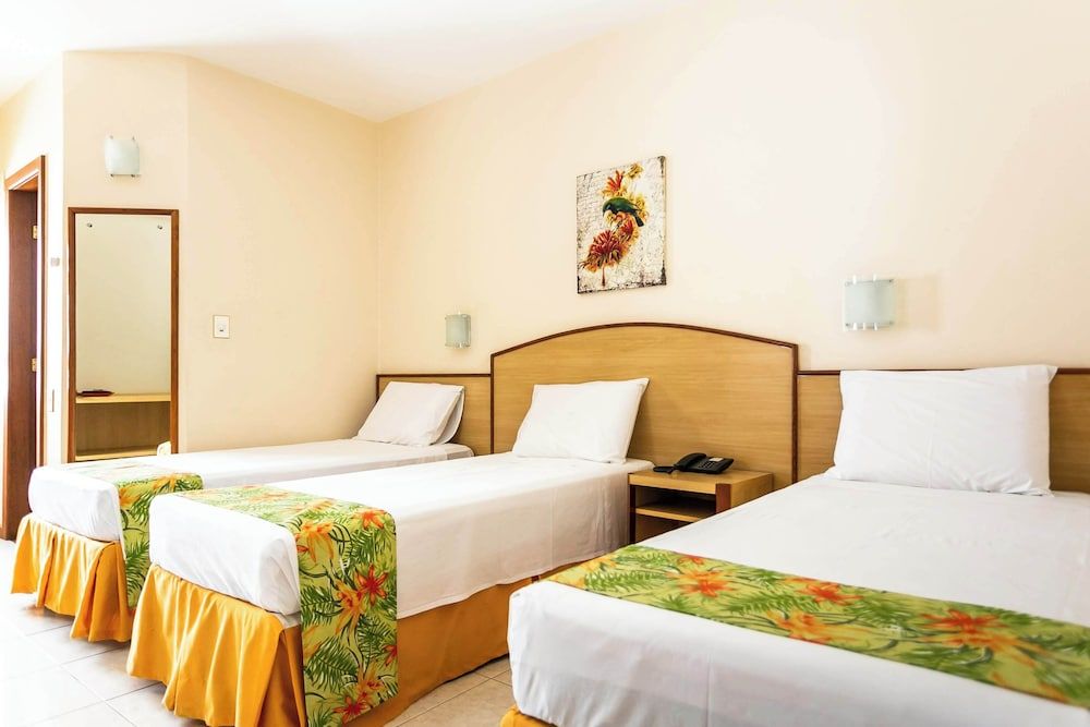 Hotel Verdemar - Room - 1