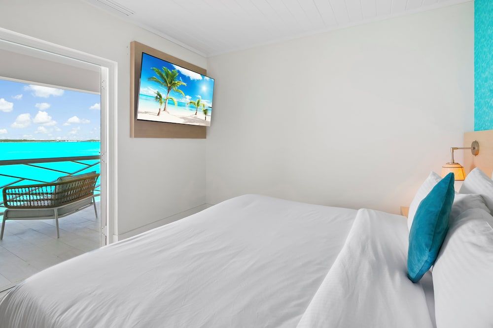 Peace and Plenty Resort - Room - 4