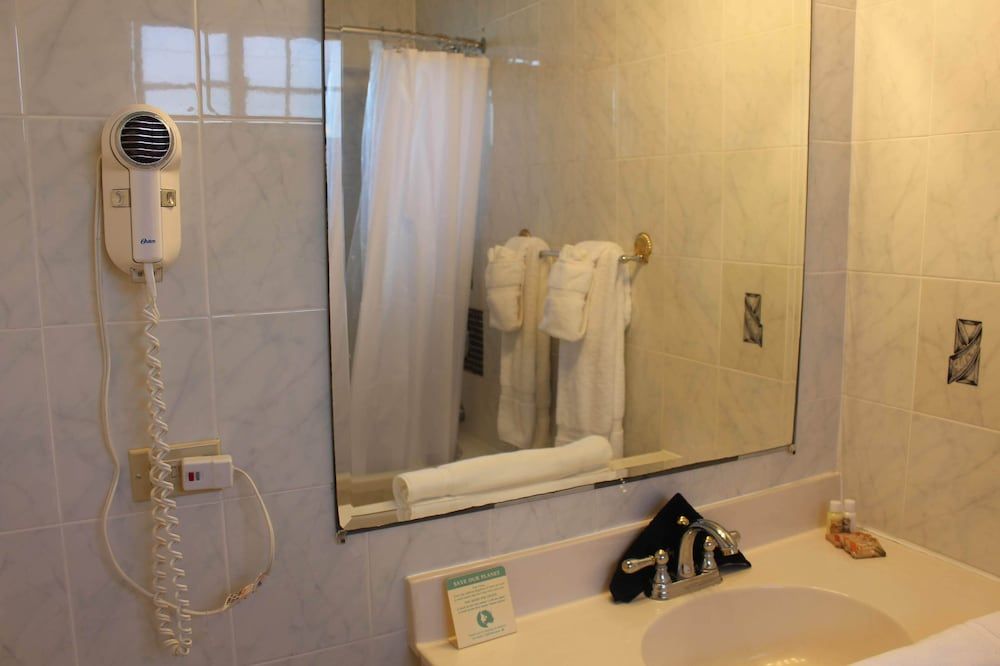 Hideaways Exuma - Bathroom - 4