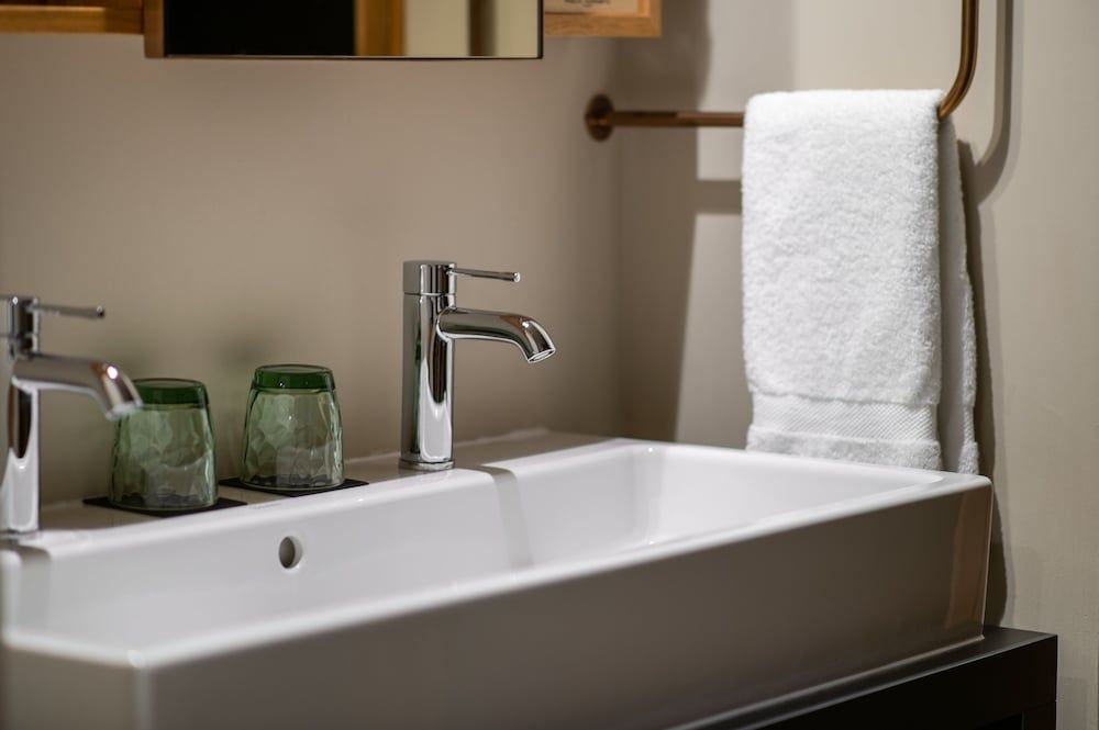 9Hotel Paquis - Room