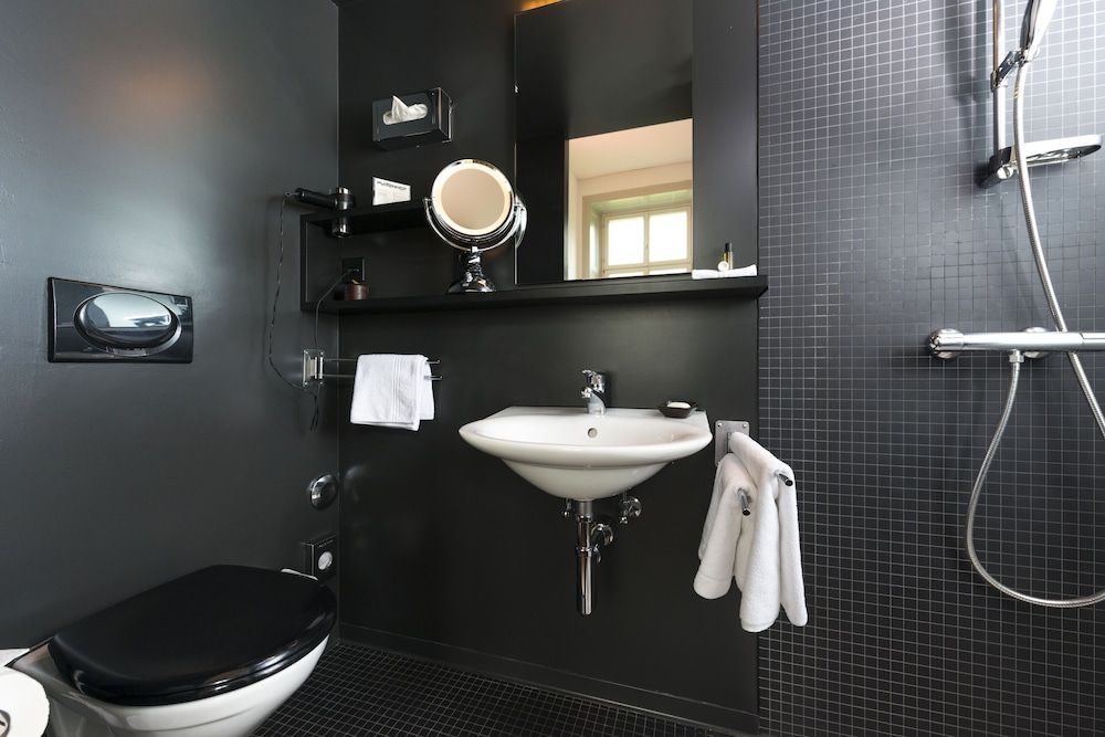 Design Hotel Plattenhof - Bathroom - 1