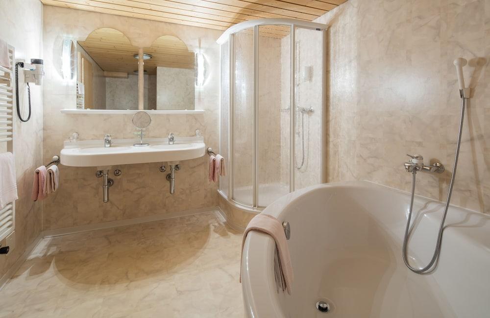 Hotel Continental photo