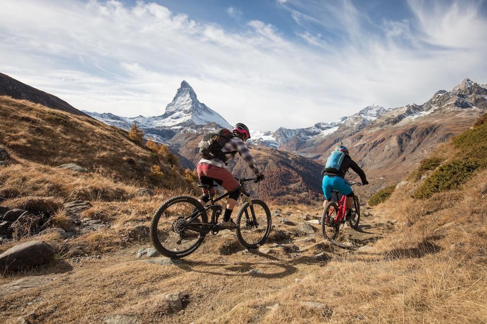 Swiss Alpine Hotel Allalin photo