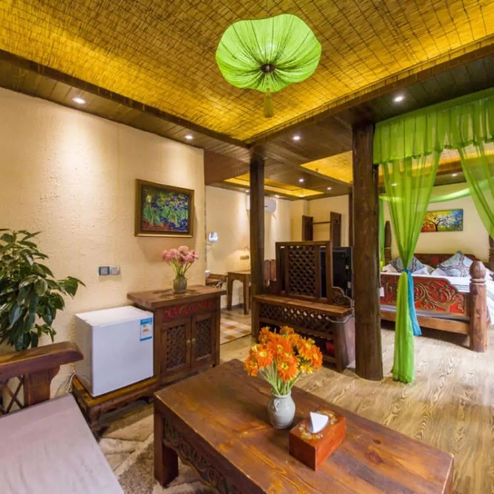 Flowers without Boundary Inn - Living area - 2