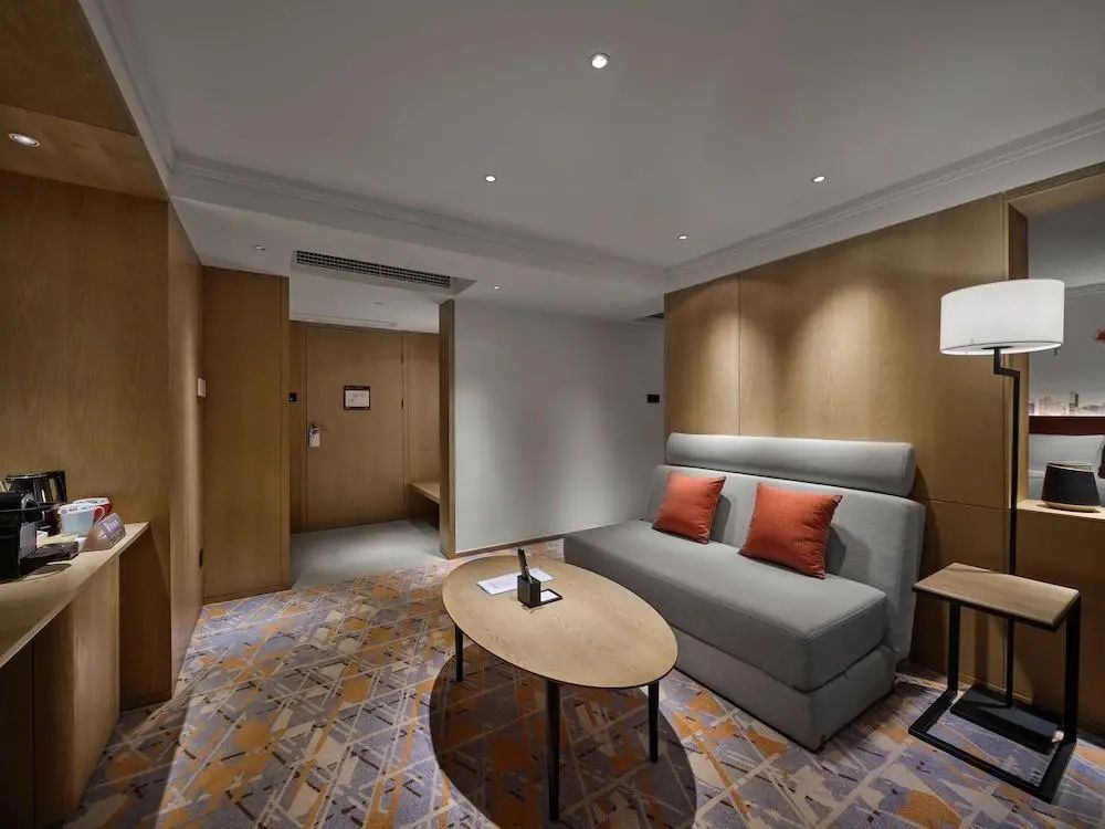 Hilton Garden Inn Guangzhou Tianhe - Mountain view - 2
