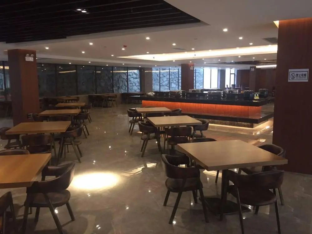 Shennongjia Jinghe Hotel - Dining - 2
