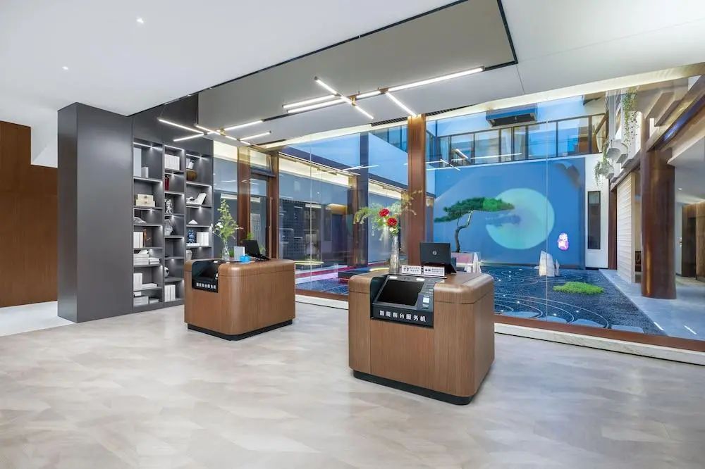 UrCove by Hyatt Qingchengshan Hot Spring - Front of property - 2