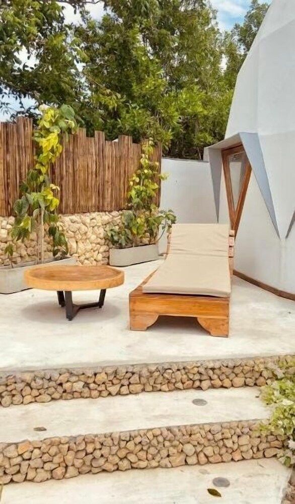 Kommox Beach - Exterior - 4