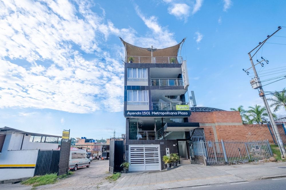 Ayenda 1501 Metropolitana Plaza - Exterior