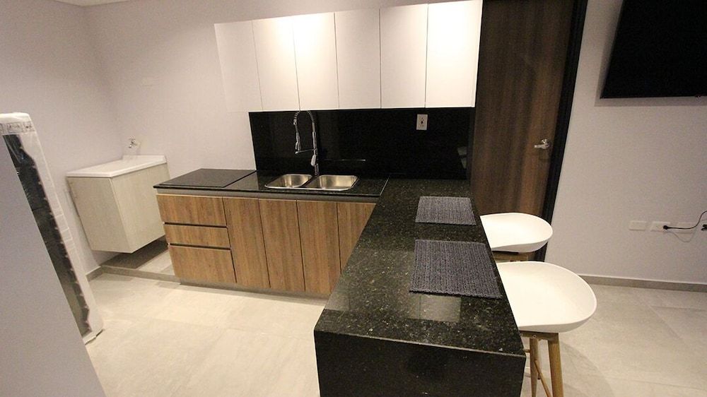 Hotel Atrium Plaza - Private kitchen - 2