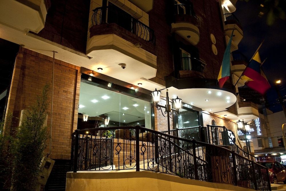 Blu Inn Hotel - Exterior - 1