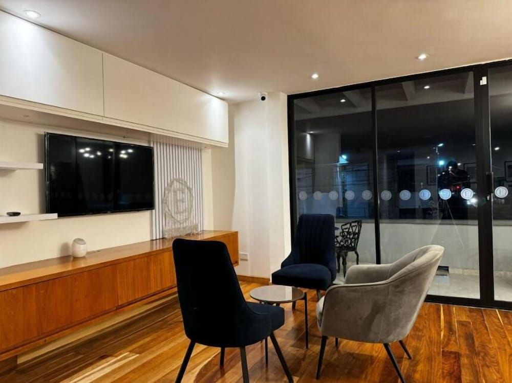 Eurolan 72 - Exterior