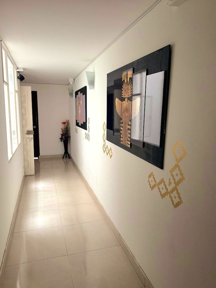Aparta Hotel Oporto 83 - Hallway