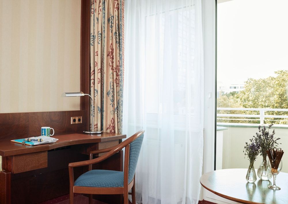 Living Hotel Berlin Mitte - Room - 1