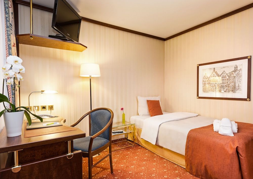 Living Hotel Berlin Mitte - Room - 2