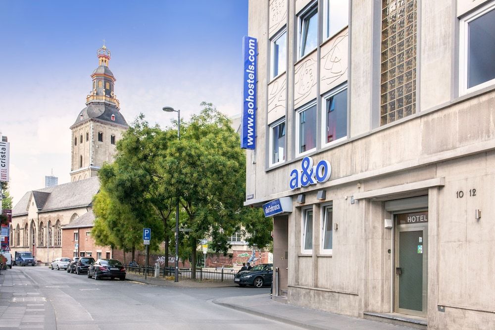 a&o 科隆中央火车站酒店 - Exterior - 1