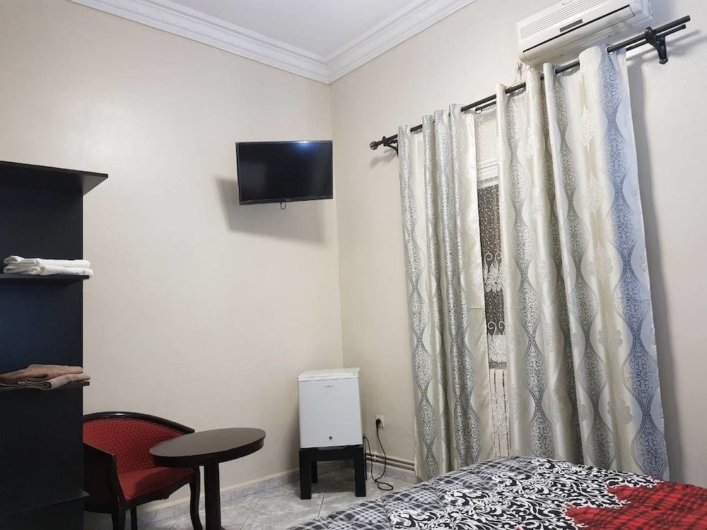 Hotel Ikram Oran - Room - 4