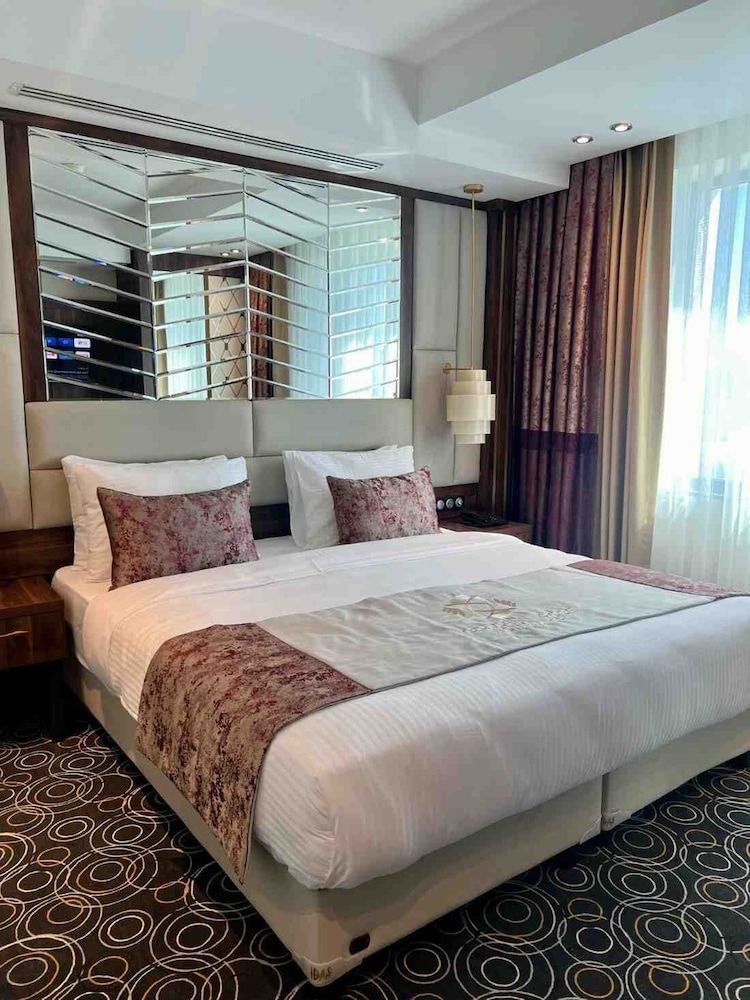 Golden Rose Hotel & Spa - Room