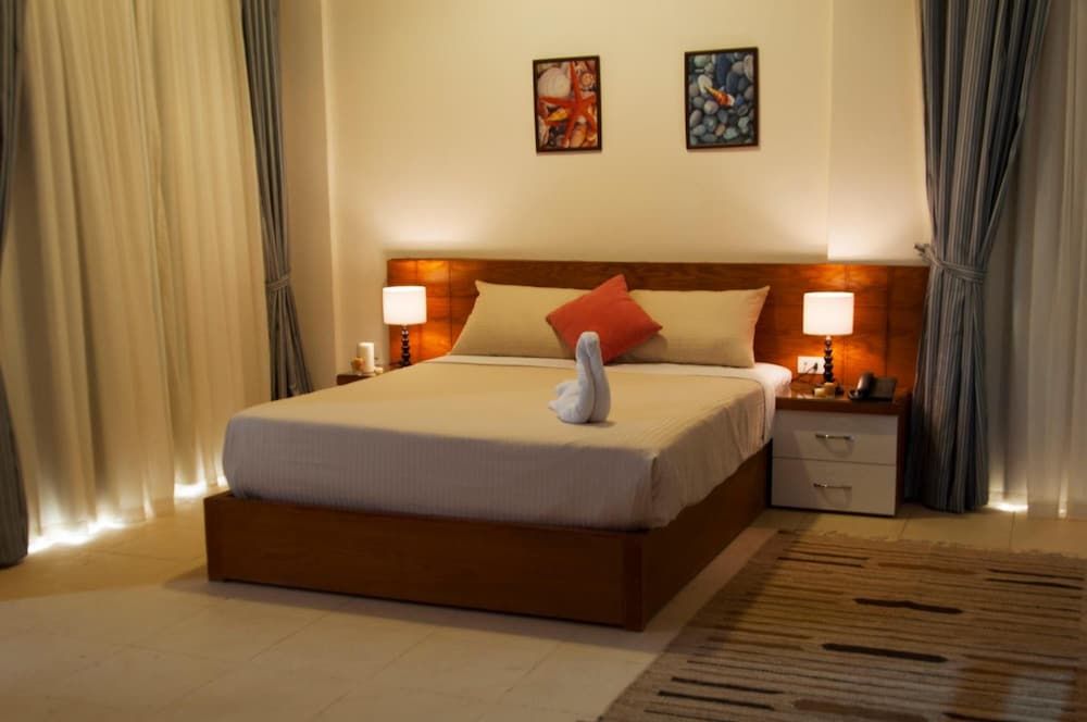 Elaria - Room - 1