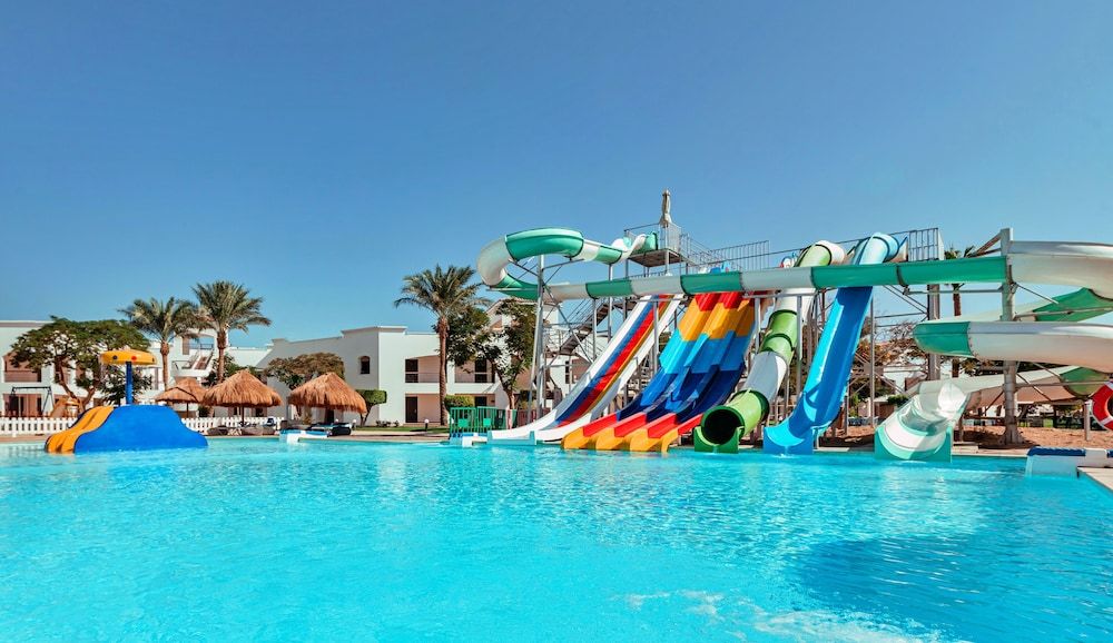 SUNRISE Alma Bay Resort - Water park