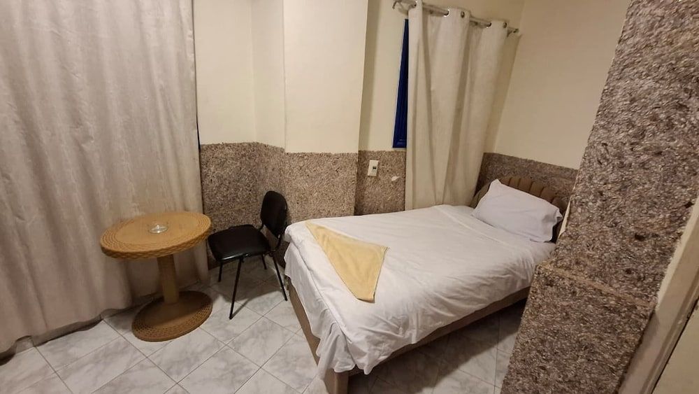 Canary Hotel - Room - 2