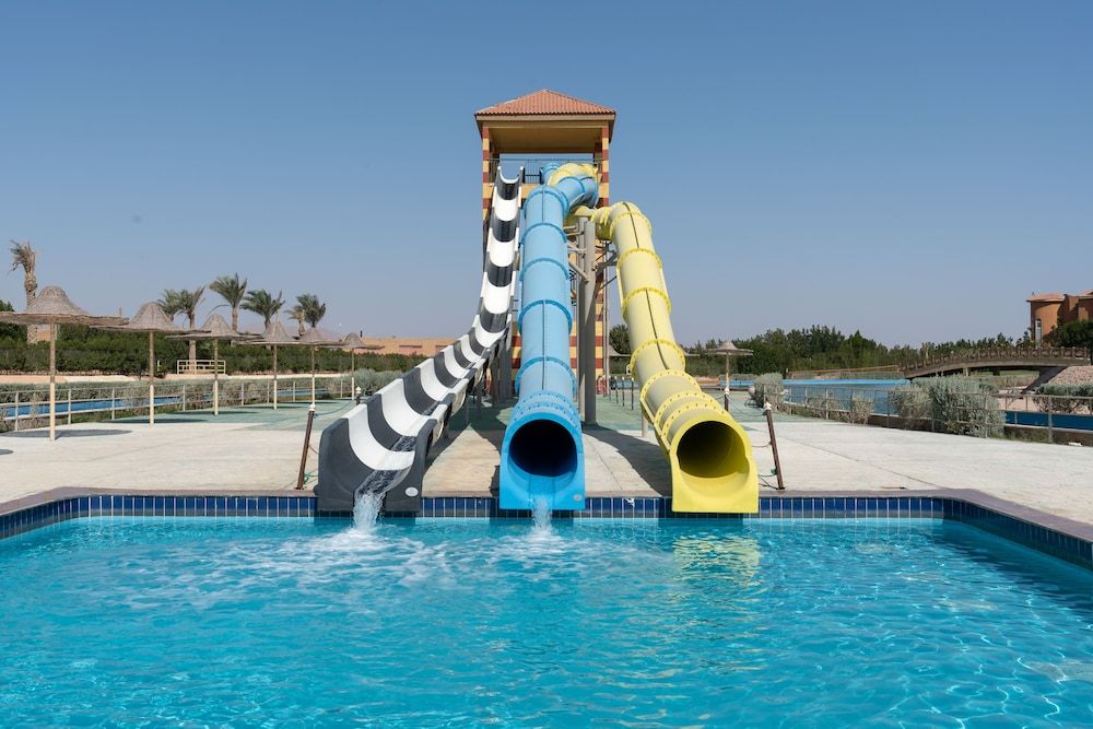 Parrotel Lagoon Waterpark Resort - Waterslide