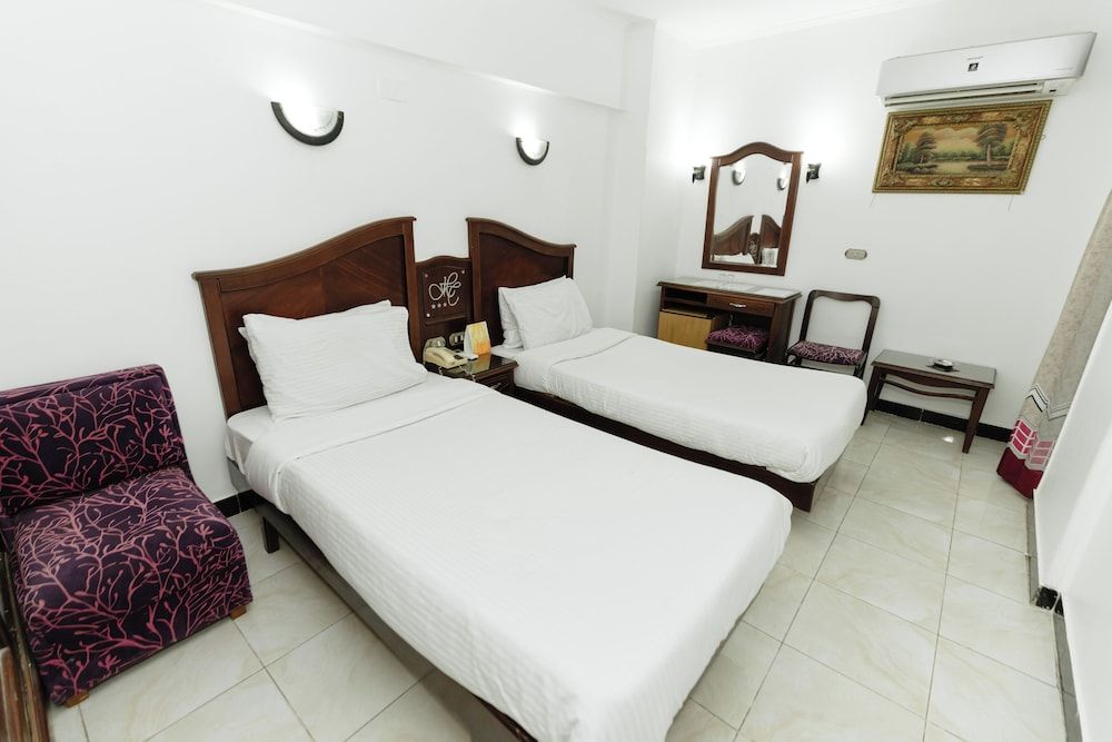 Happy City Hotel - Room