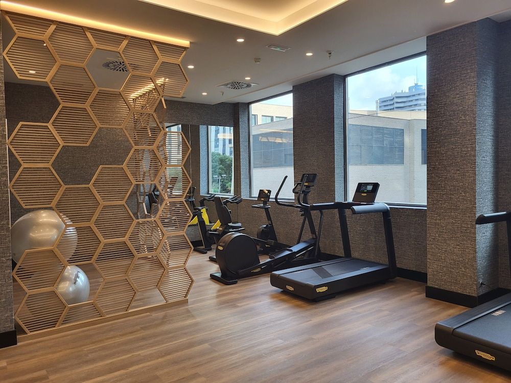 Hotel ILUNION Valencia 4 - Gym - 2